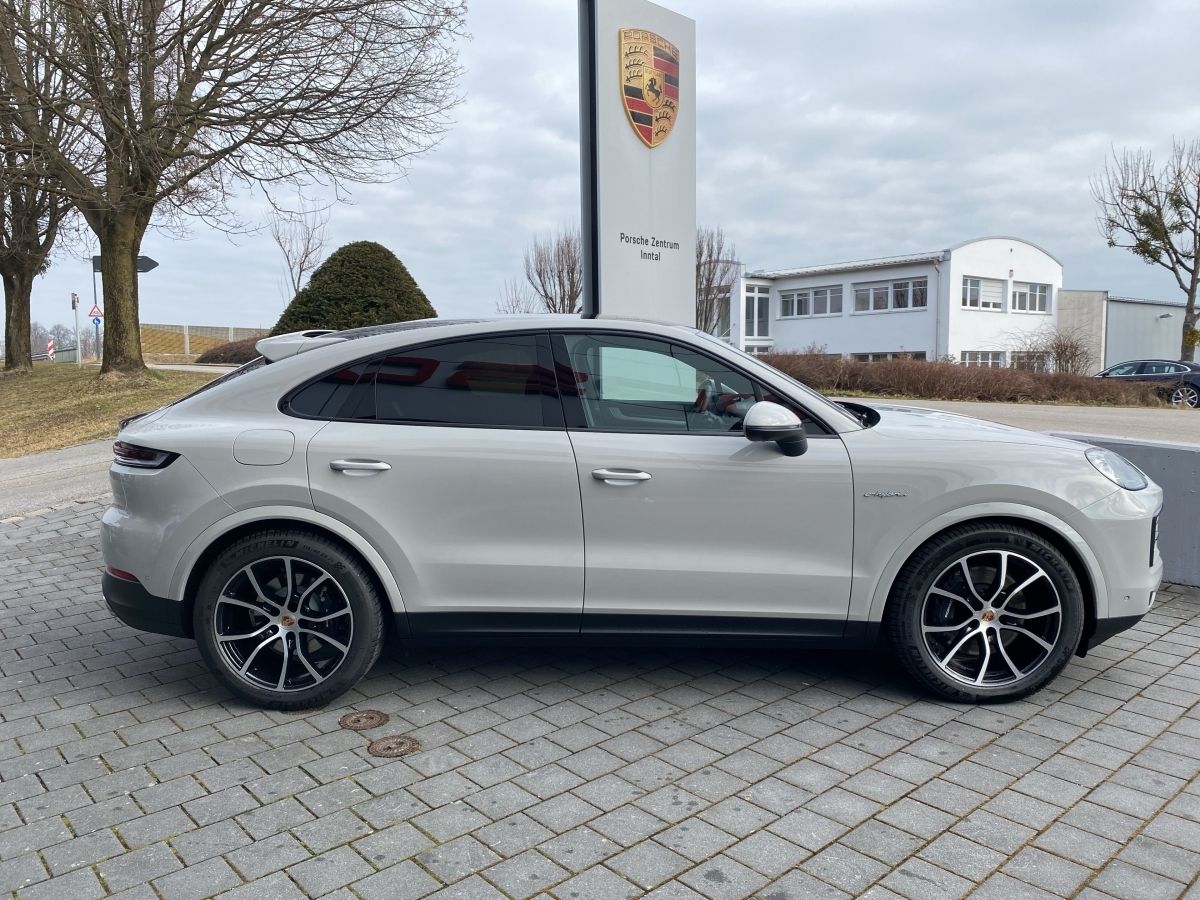 Porsche Cayenne E-Hybrid Coupe |Soft-Close |AHK|Pano-D.