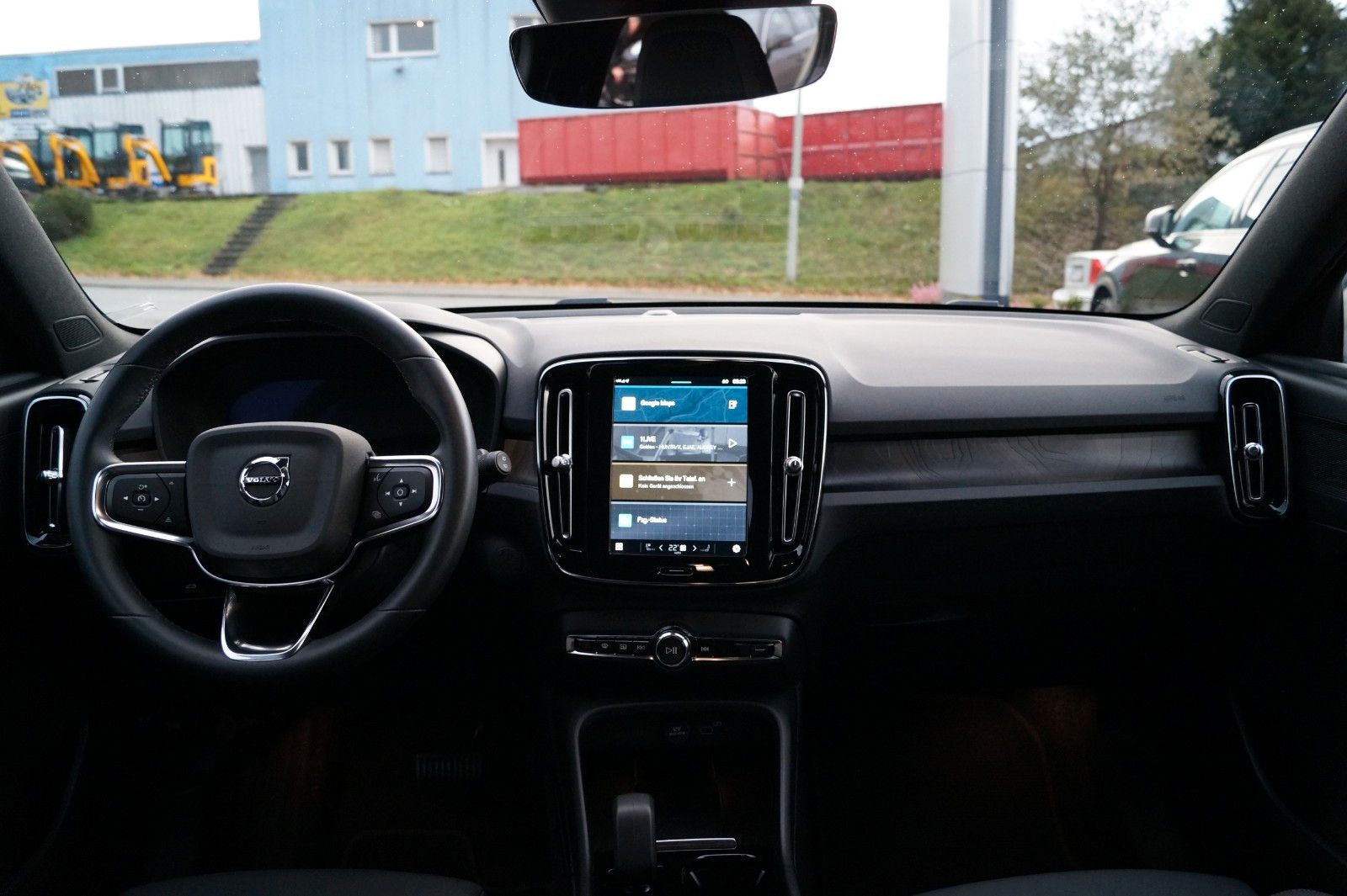 Volvo XC40 Recharge Single 2WD Plus Aut./AHK/Microtech