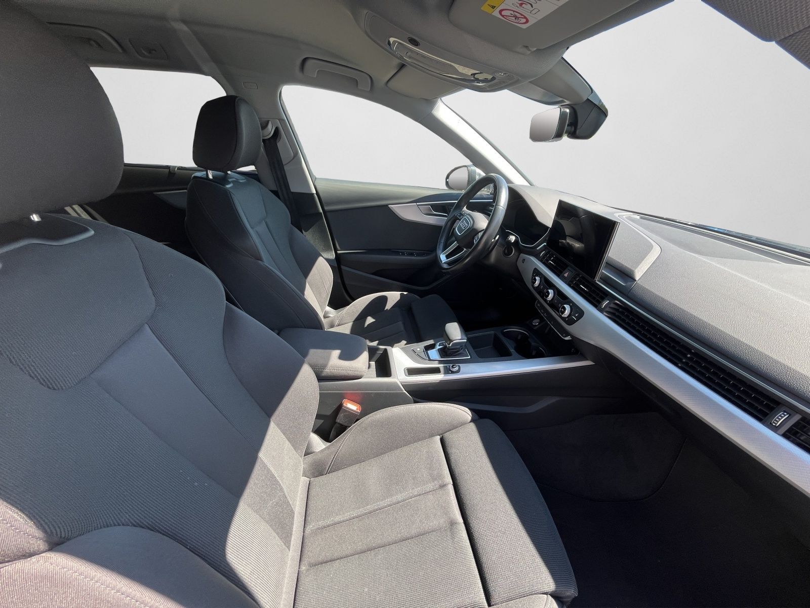 Audi A4 Avant 40 TDI S Line - Samsaru's Car Outlet