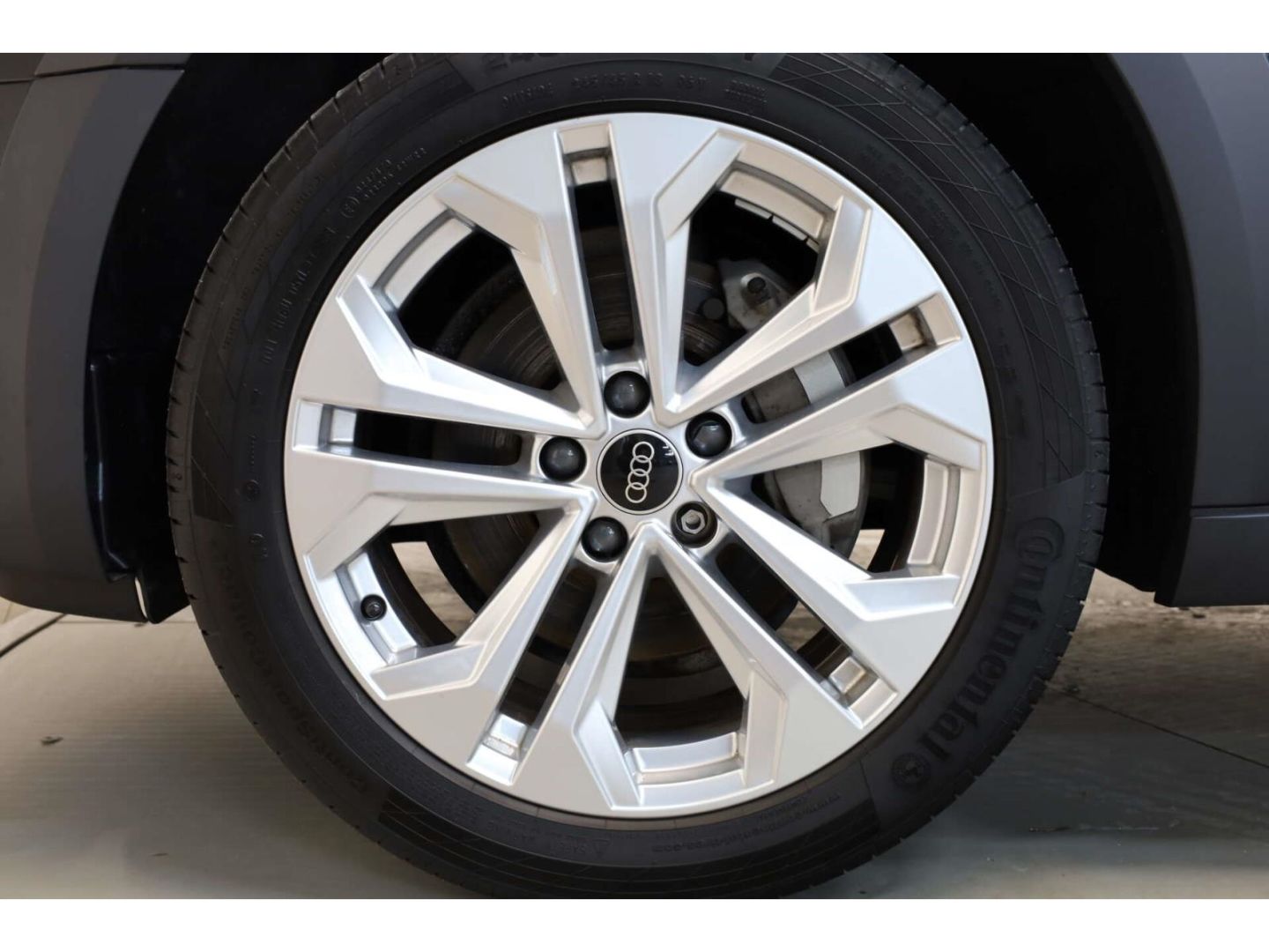 Audi A4 allroad 40 TDI quattro AHK/Leder/RFK/NAV/Memo