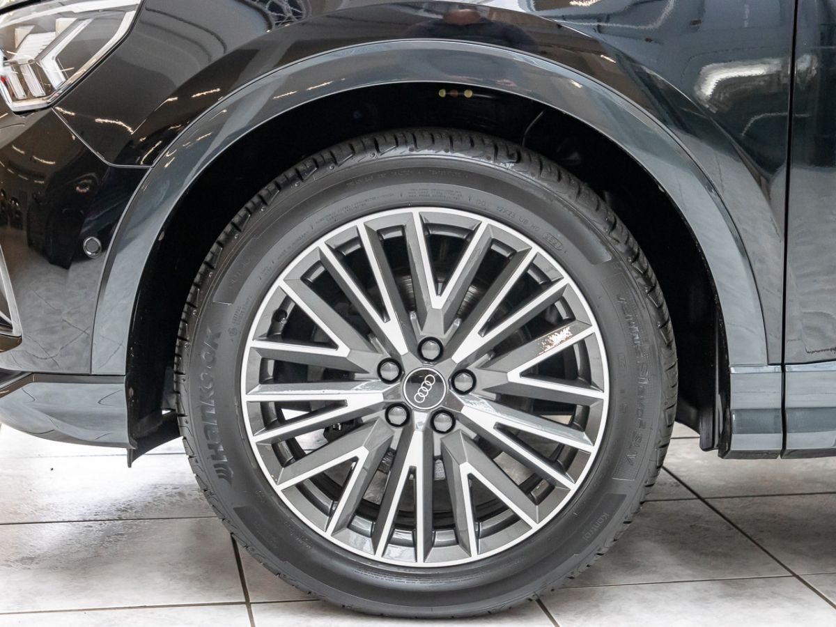 Audi Q3 35 TDI quattro S tronic - Samsaru's Car Outlet