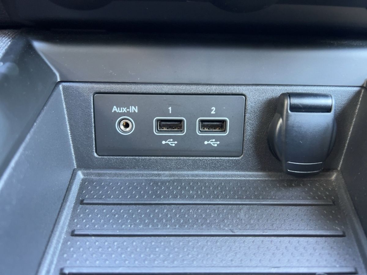 Renault ZOE INTENS R135 50 kWh - Samsaru's Car Outlet