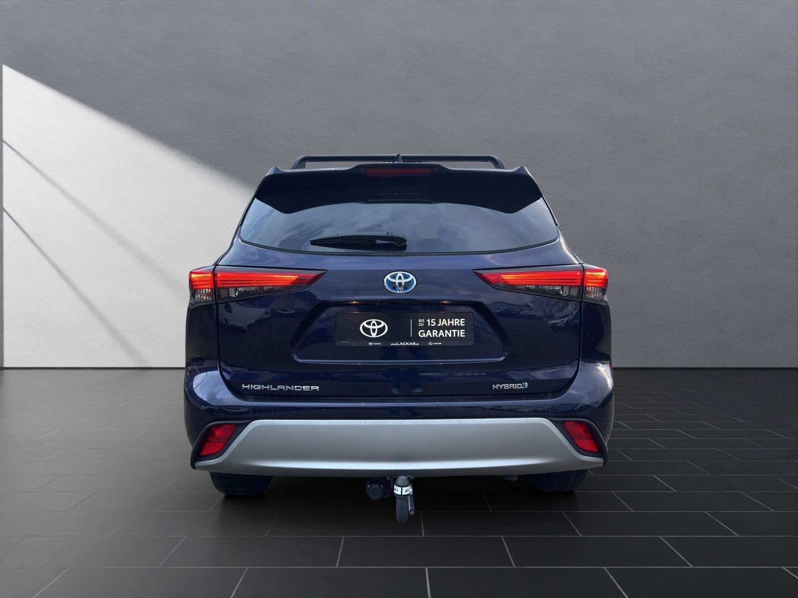 Toyota Highlander Hybrid Luxury 7 SITZER+LEDER+AHK+JBL