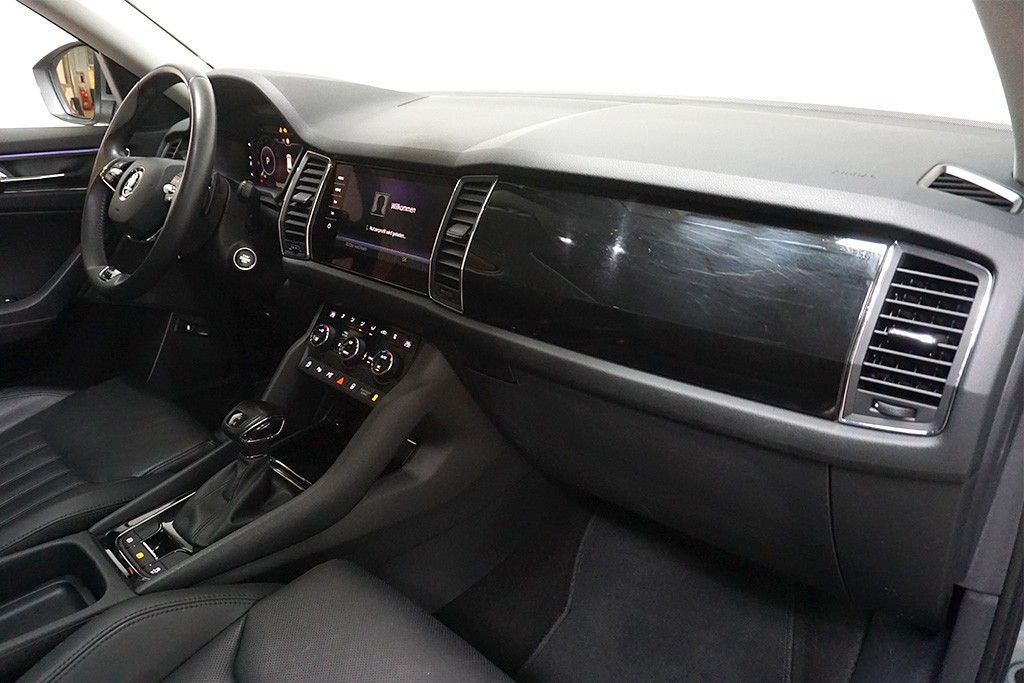 Skoda Kodiaq 2.0TSI DSG L&K 4x4 Virtual AHK 7-Sitzer