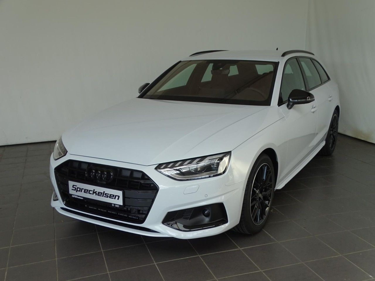 Audi A4 Avant 2.0 TDI advanced Aut. - Samsaru's Car Outlet