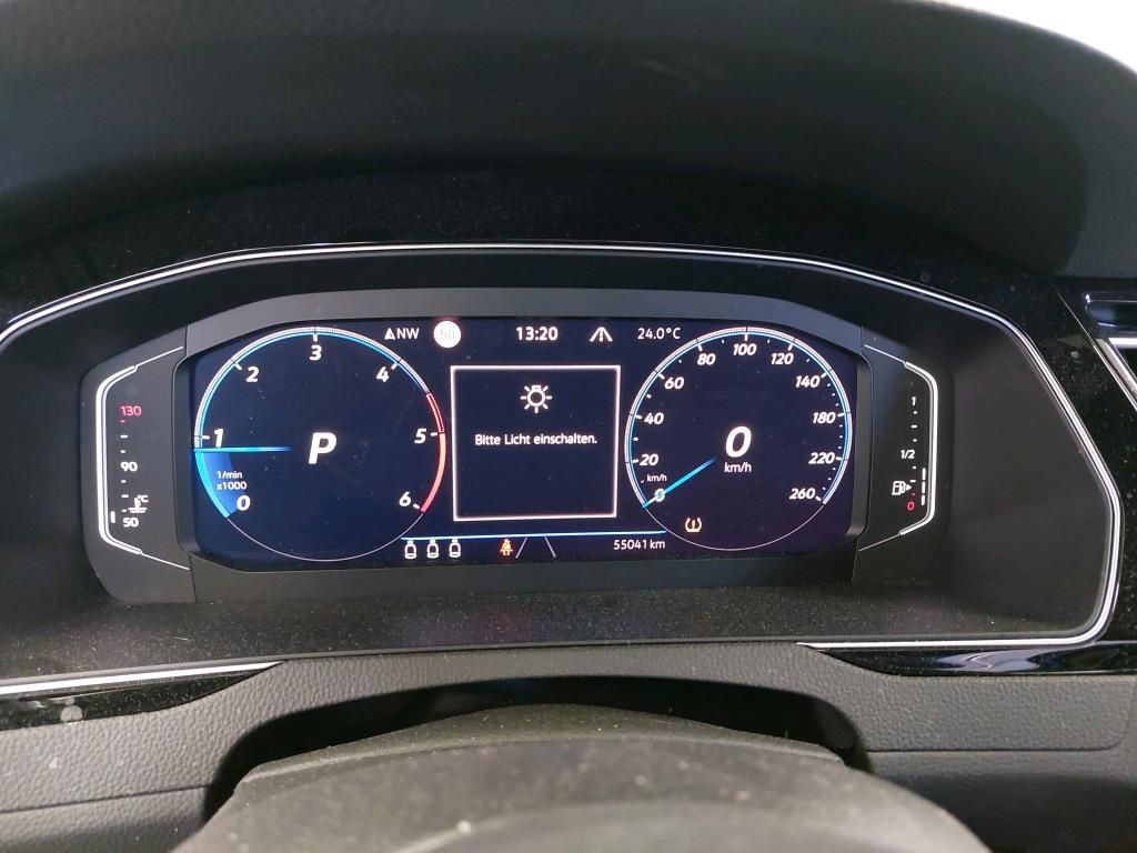 Volkswagen Passat Alltrack CAM Matrix PANO Massage ACC Memo