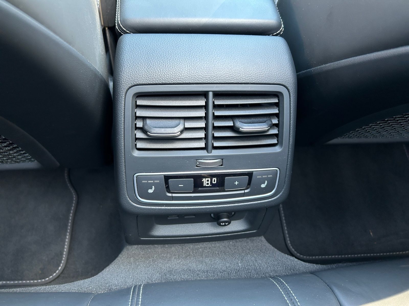 Audi A5 Cabrio S line 45 TFSI quattro Kopfraumheiz.