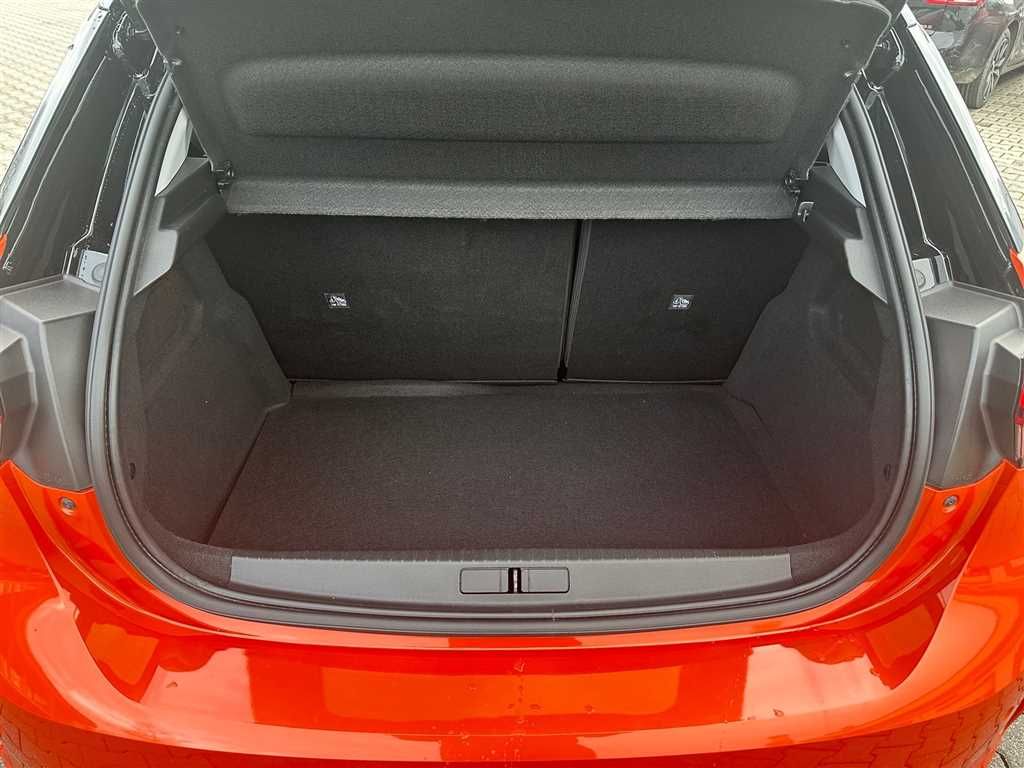 Opel Corsa Elektro - Samsaru's Car Outlet