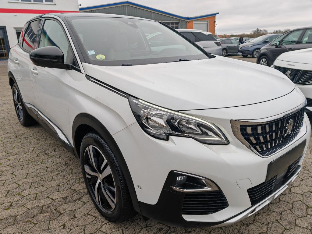 Peugeot 3008 BlueHDI 130 EAT8 ALLURE - Samsaru's Car Outlet