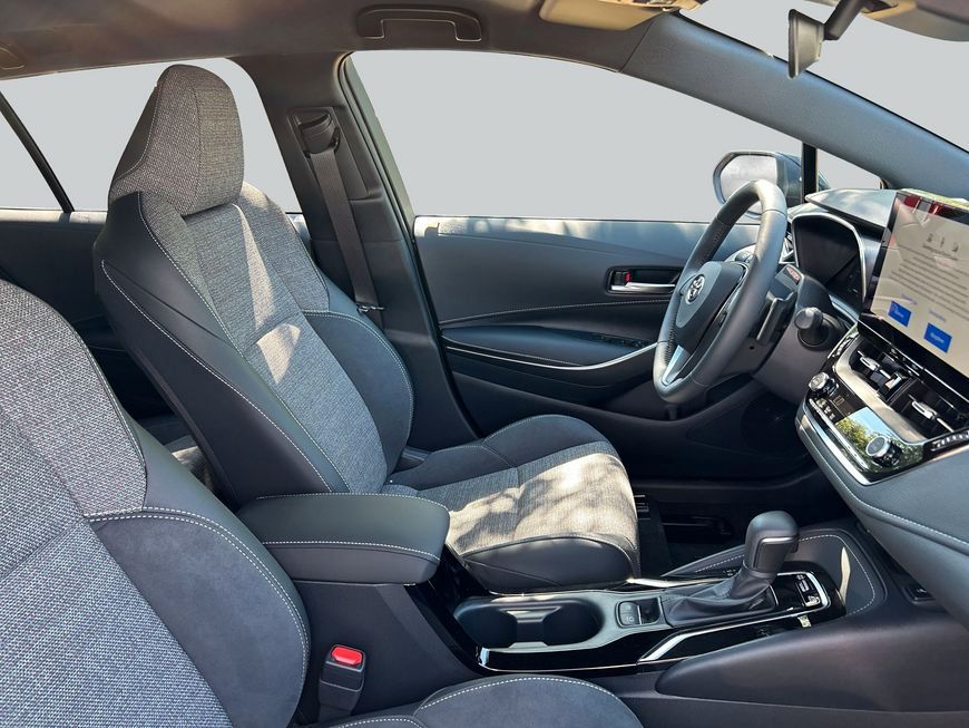 Toyota Corolla 2.0 Hybrid Touring Sports Teamplayer