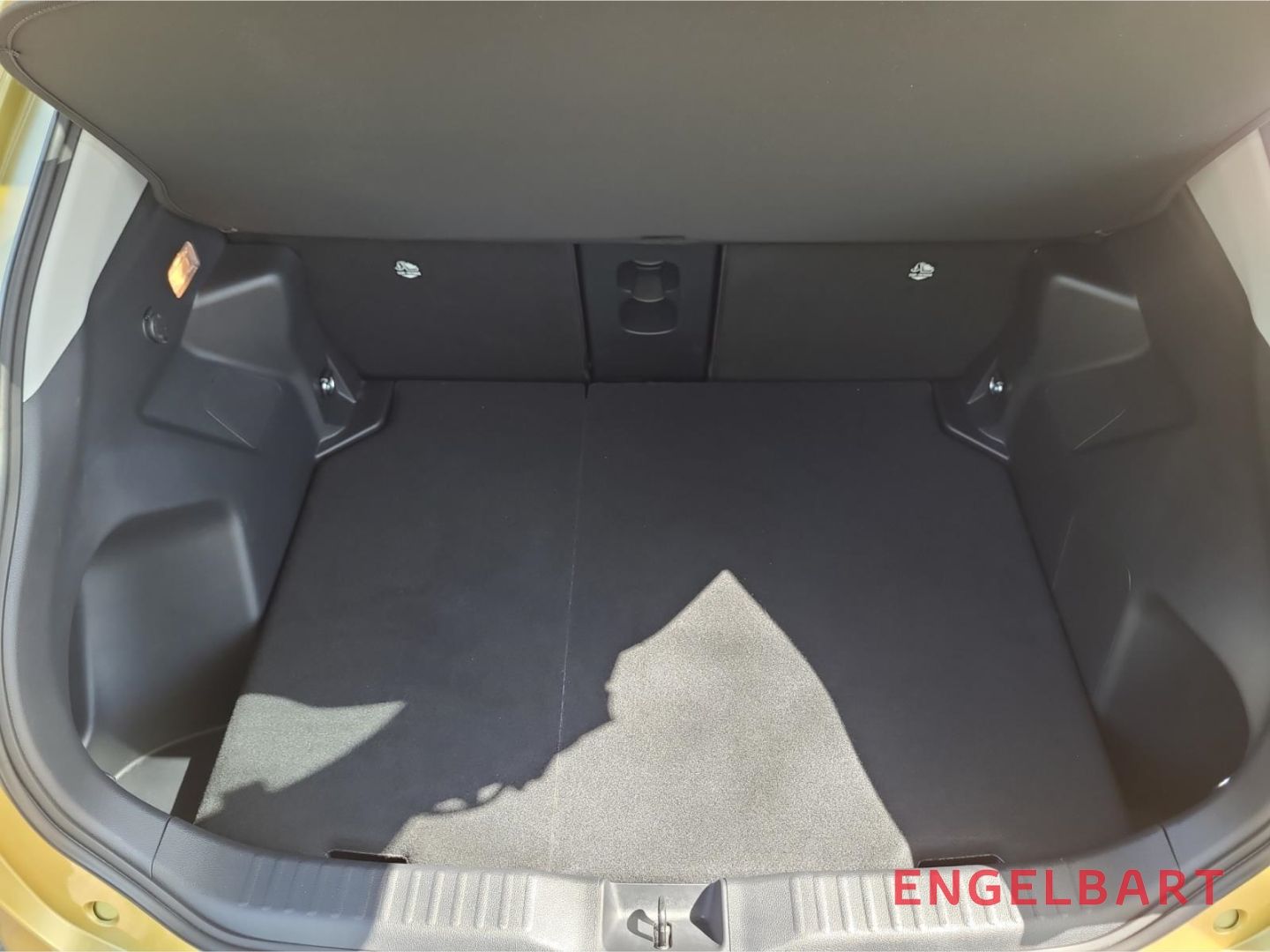Toyota Yaris Cross Hybrid Elegant 1.5 VVT-iE  Matrix LE