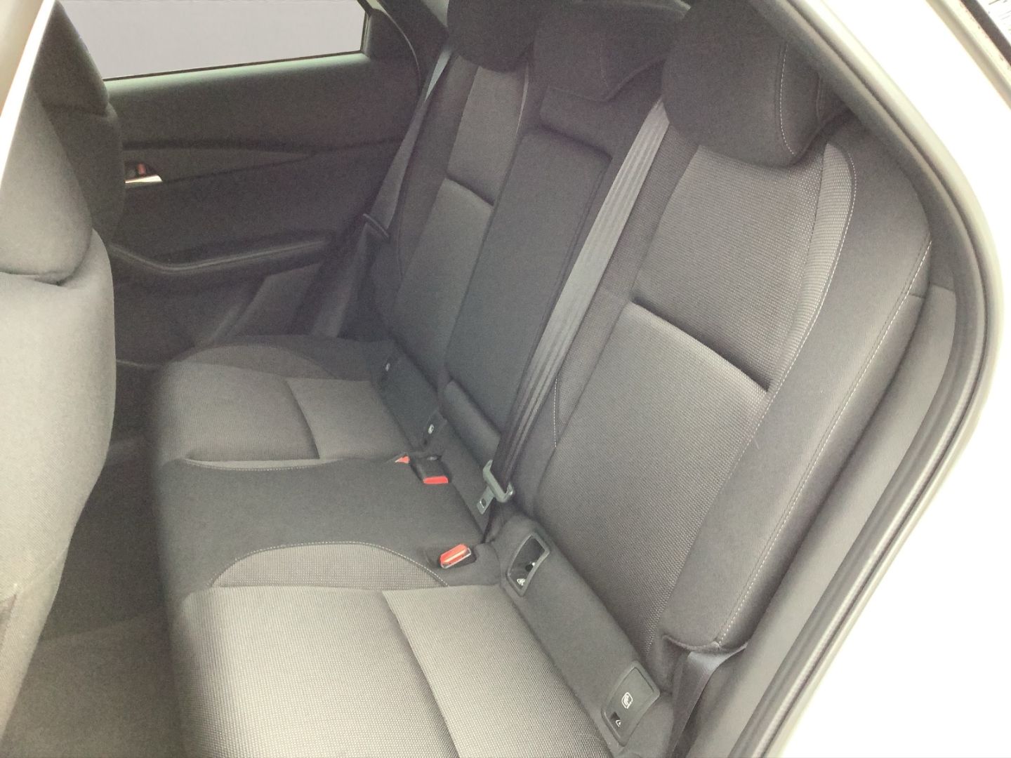 Mazda CX-30 SKYACTIV-G EXCLUSIVE+DESIGN-P+GJ-RÄDER