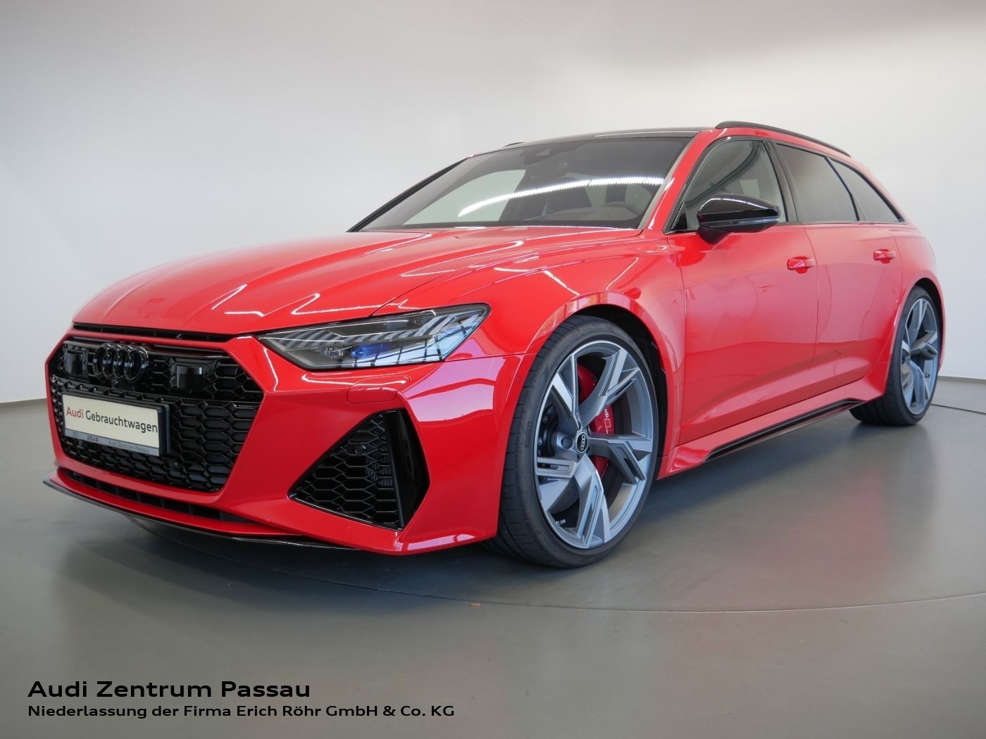 Audi RS 6 Avant tiptr. KERAMIK MATRIX AHK PANO HEAD-U