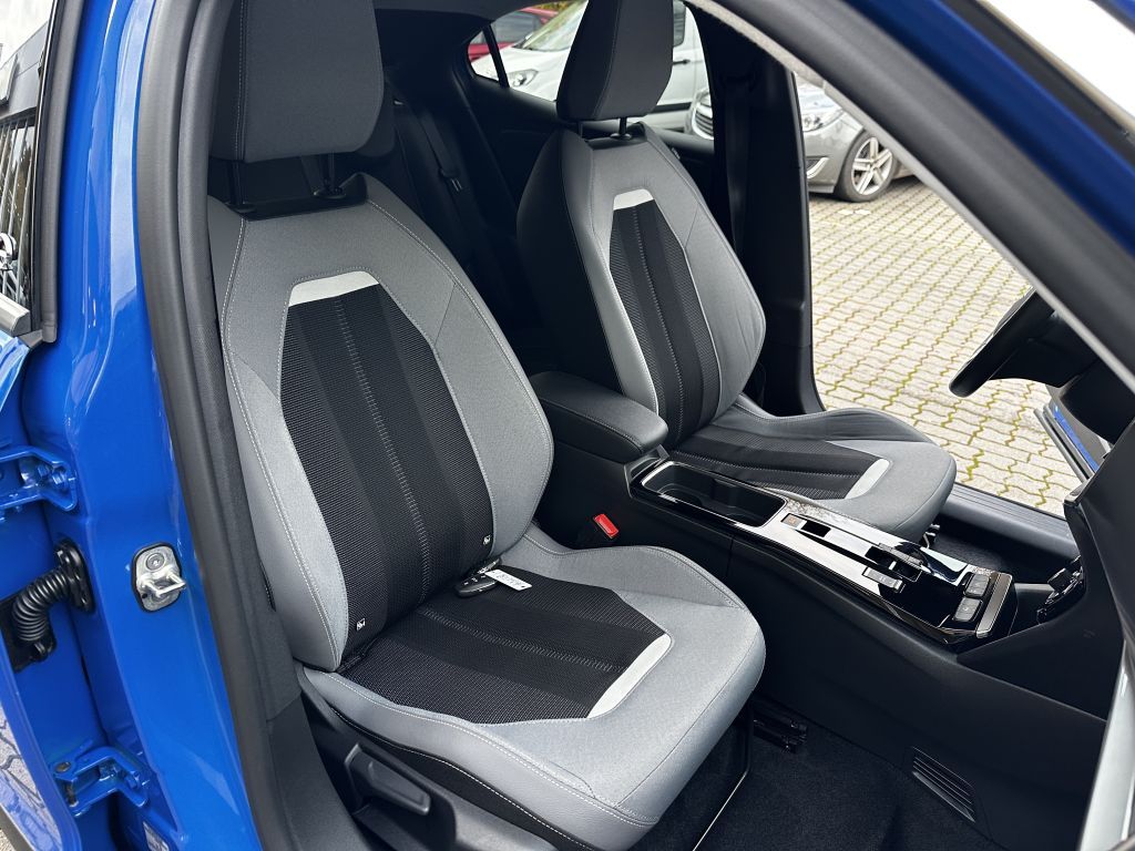 Opel Mokka-e Elegance - Samsaru's Car Outlet