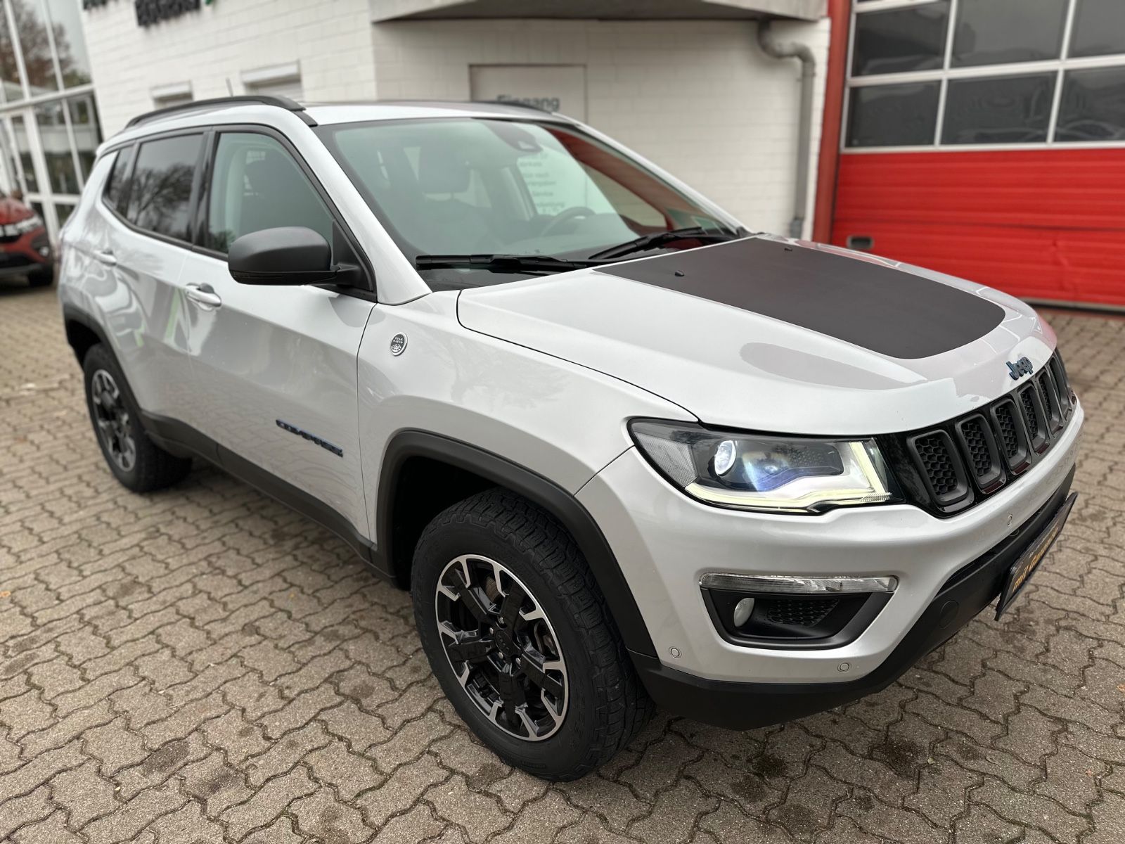 Jeep Compass Trailhawk Plug-In Hybrid 4WD/PANO/AHK