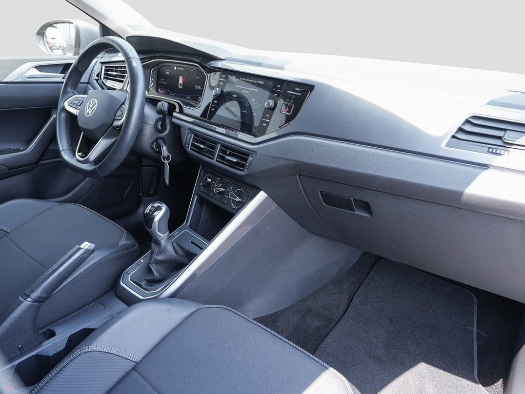 Volkswagen Taigo 1.0 TSI Style - Samsaru's Car Outlet