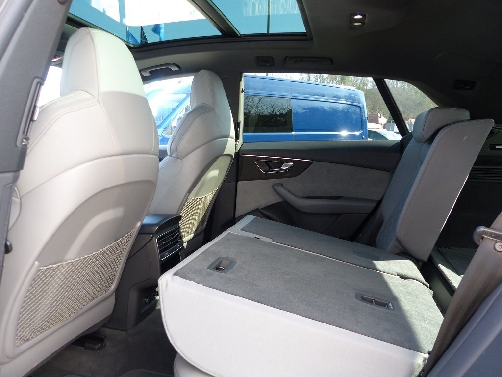 Audi Q8 competition+ 50 TDI quattro Tiptronic S line