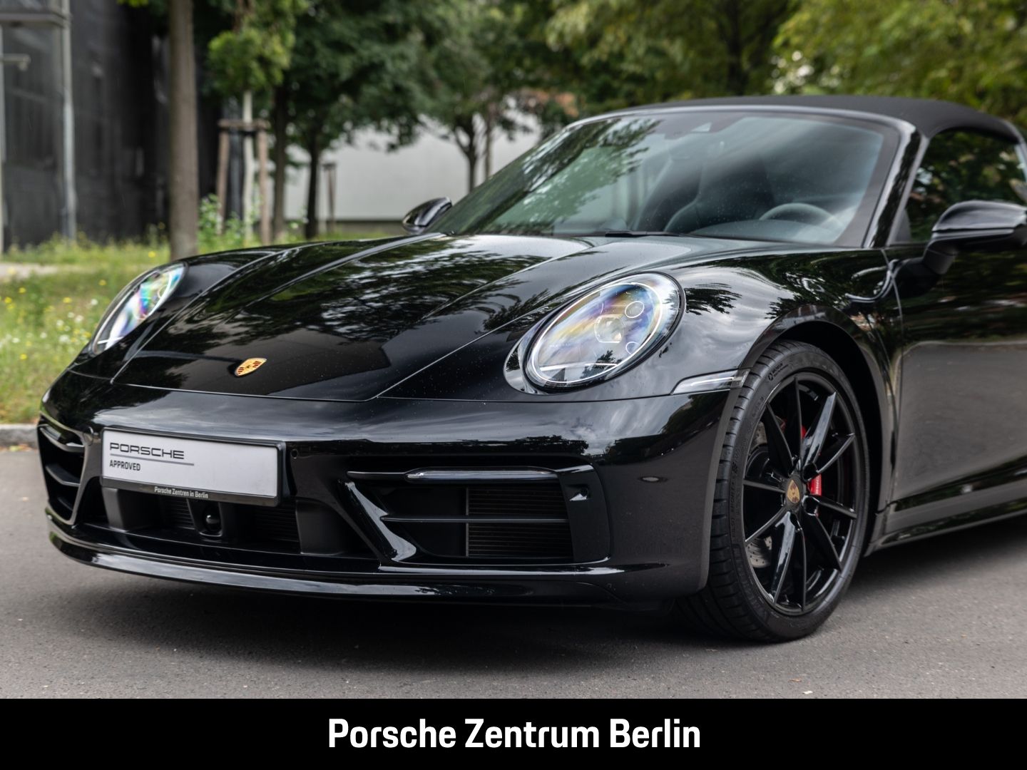 Porsche 992 911 Targa 4S BOSE Sportabgas SportDesign LED