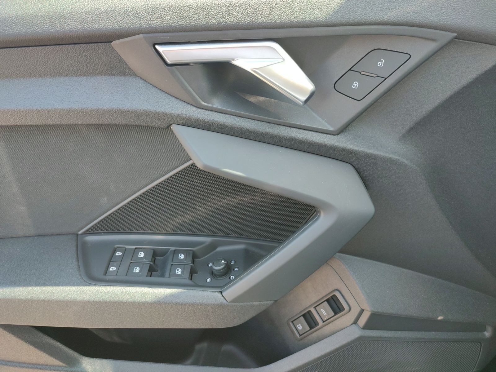 Audi A3 Sportback 40 TFSI e Advanced - Samsaru's Car Outlet