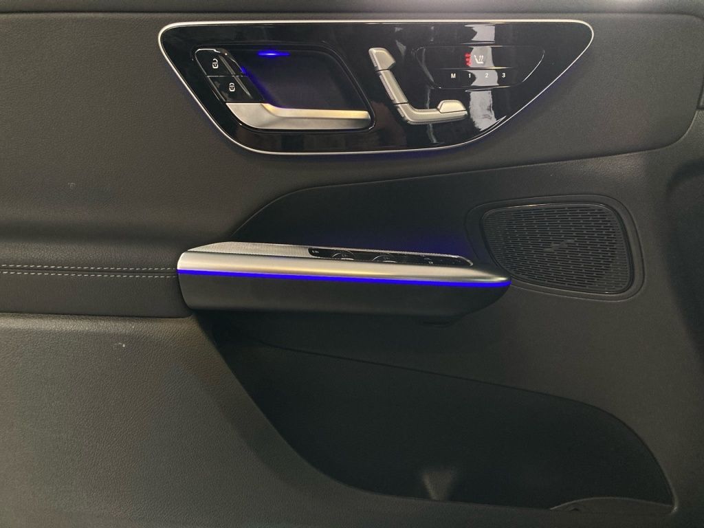 Mercedes-Benz GLC 220 d 4M AMG+Pano+AHK+Memory+Distronic+CarPl
