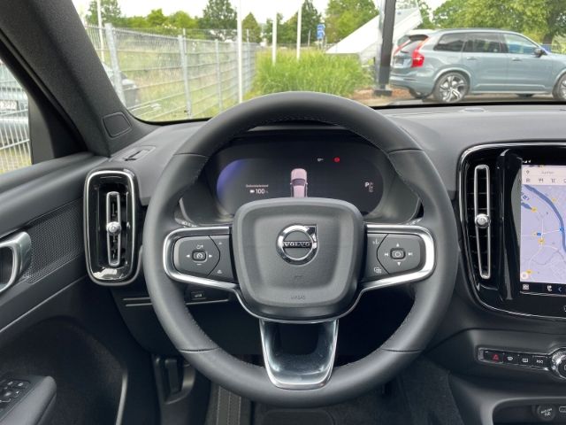 Volvo XC40 Recharge Single Motor Plus Einstufig 170 KW