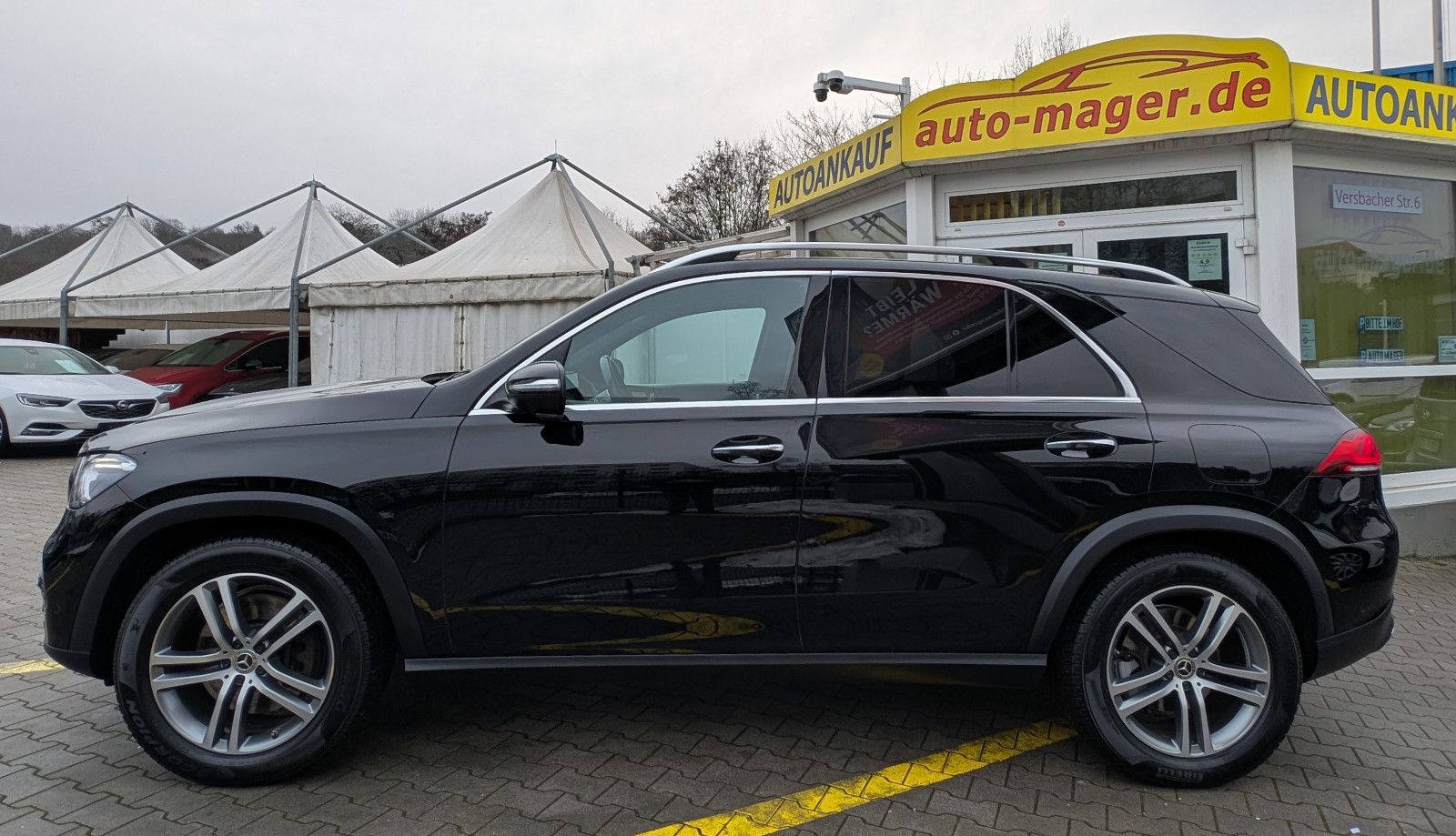 Mercedes-Benz GLE 350e4Matic*1Hd*Dis+*AHK*360°PANO*JungeSterne