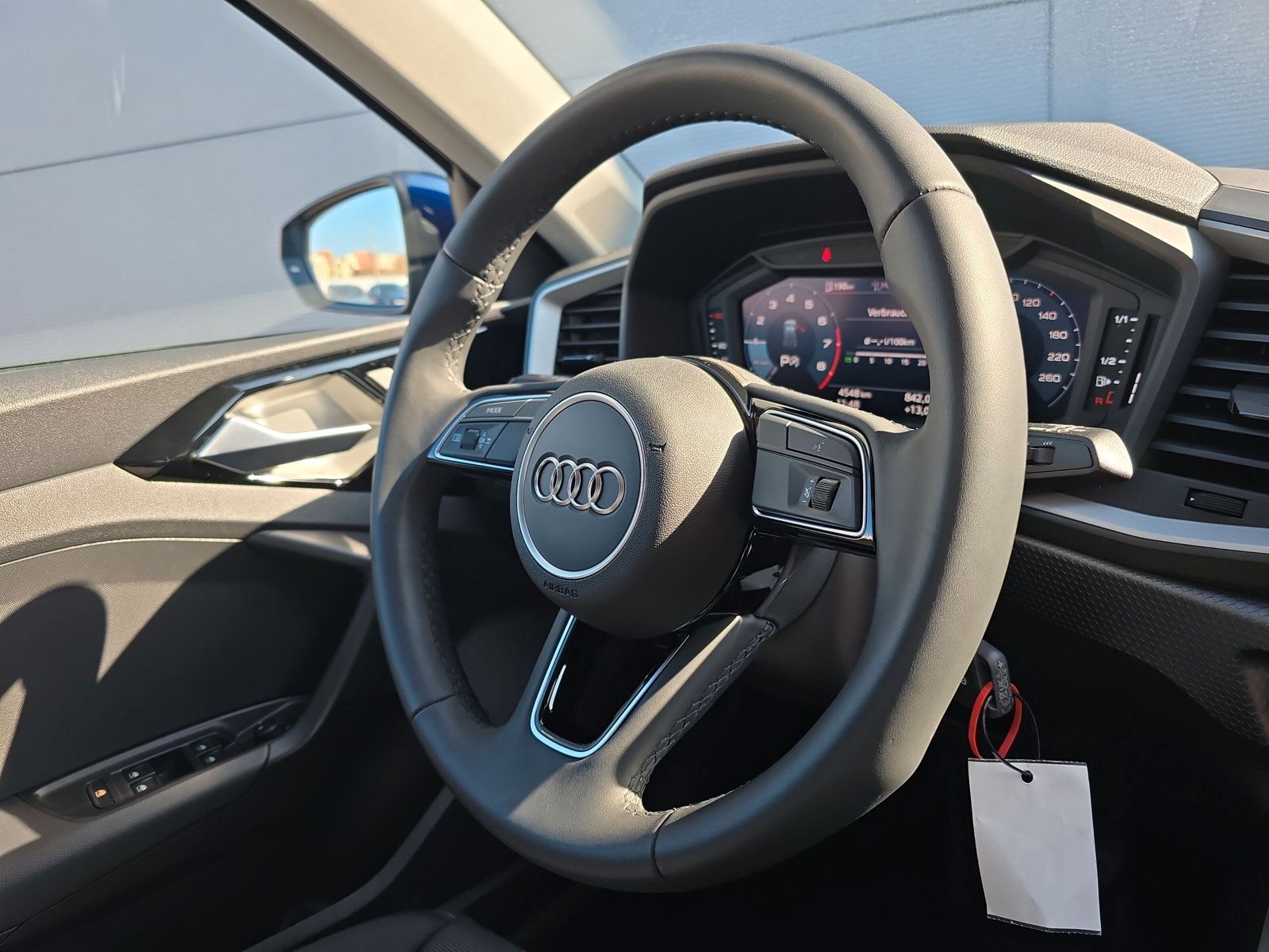Audi A1 Sportback 25 TFSI S tronic advanced - Samsaru's Car Outlet