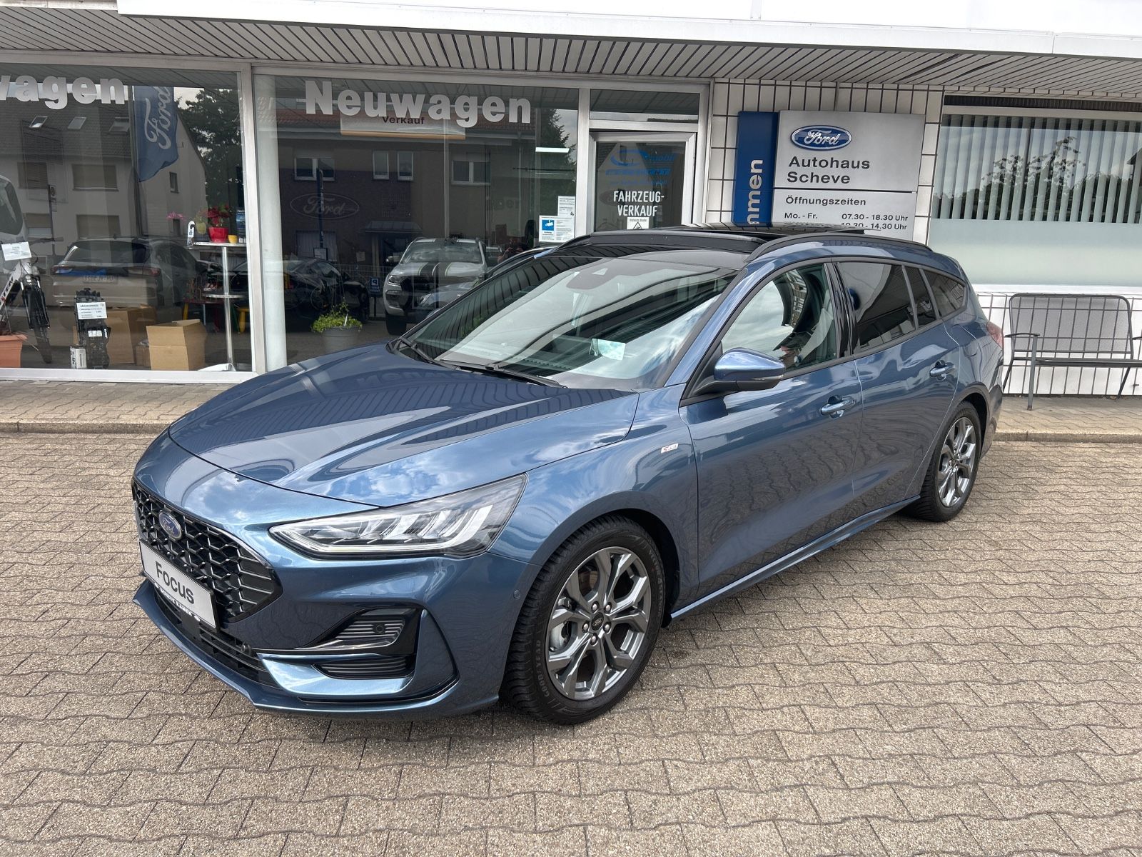 Ford Focus Kombi ST-Line X 155 Auto. Pano+el.Heckkl.