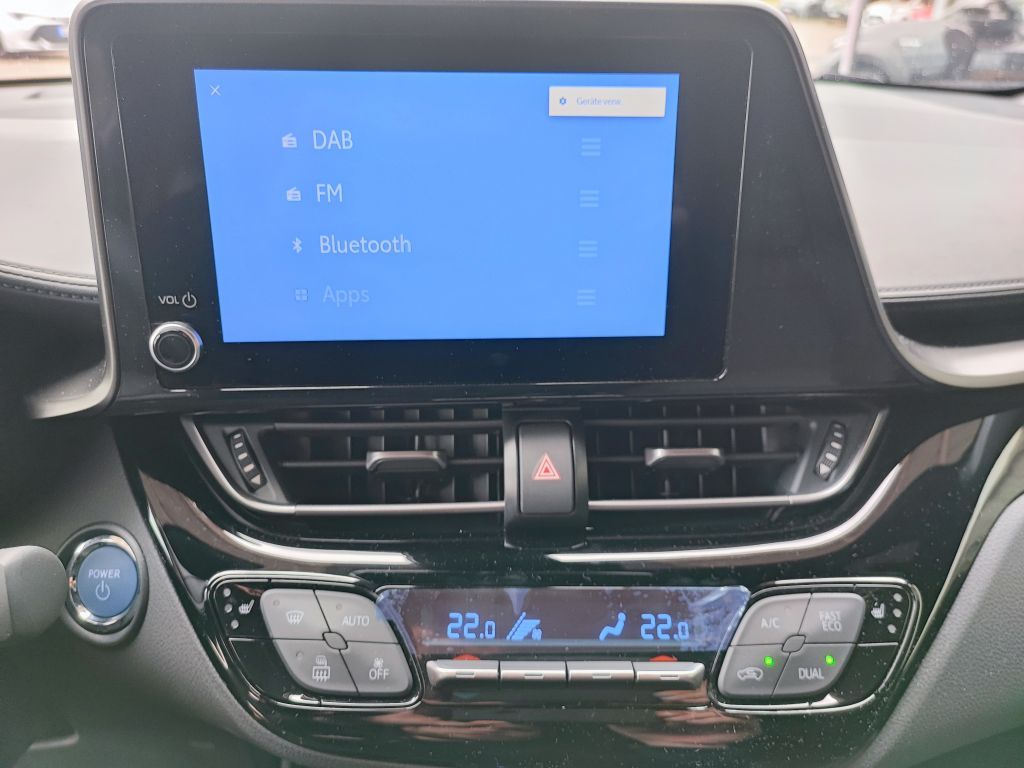 Toyota C-HR 2.0 Hybrid - Samsaru's Car Outlet