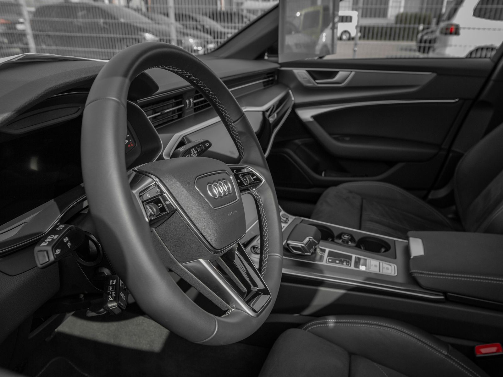 Audi A6 Avant 45 TFSI S tronic - Samsaru's Car Outlet