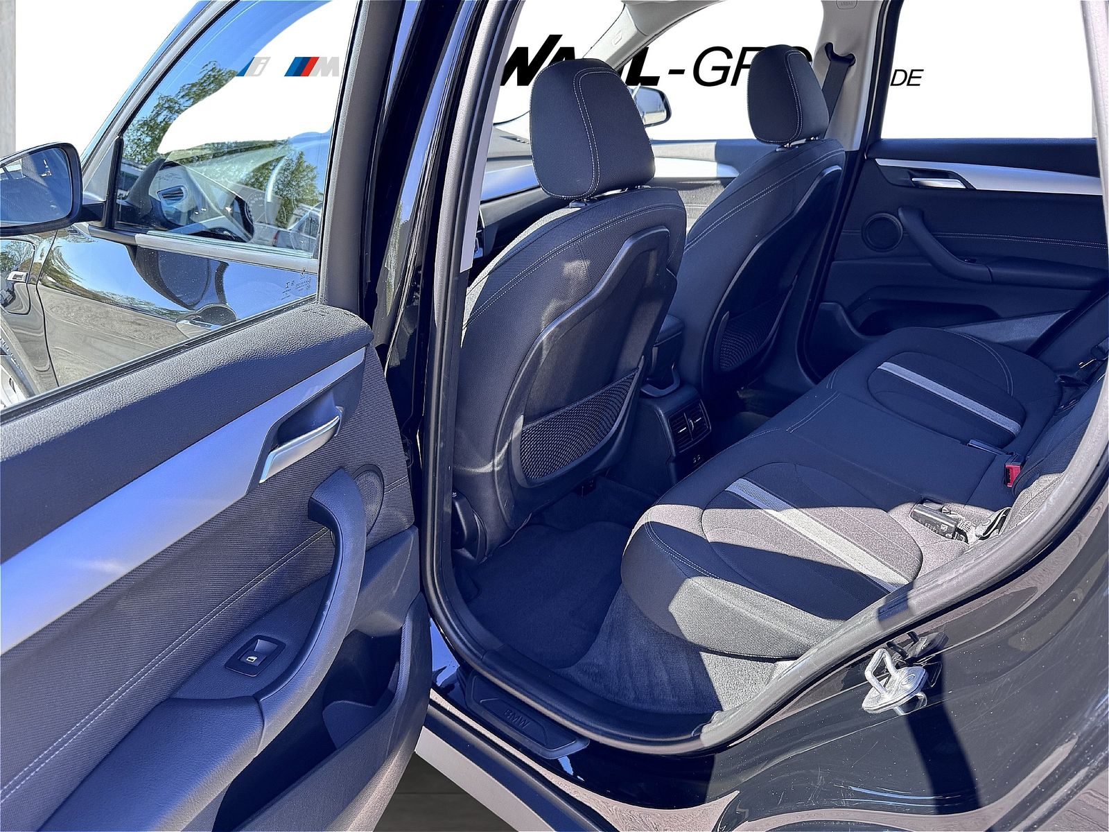 BMW X1 xDrive25e Advantage - Samsaru's Car Outlet