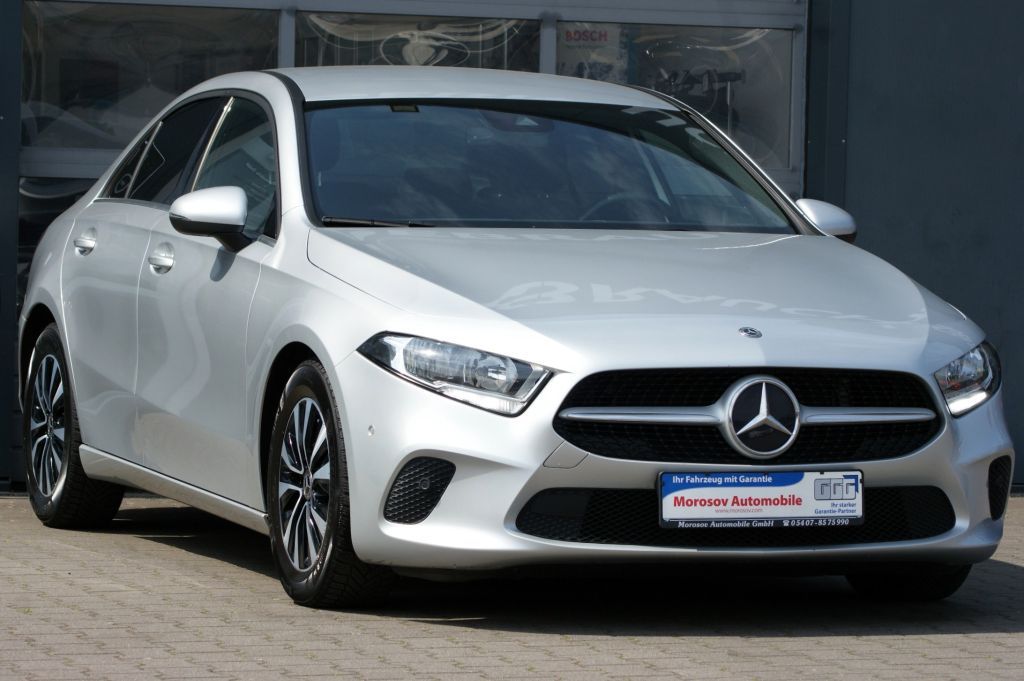 Mercedes-Benz A 180 d 7G-DCT Style - Samsaru's Car Outlet
