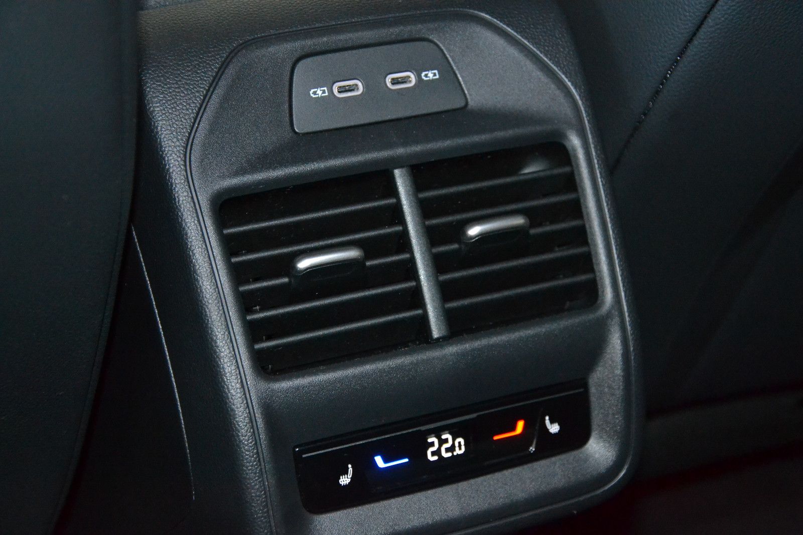 Skoda Superb 2.0 TDI  Lim.  4x4 Sportline