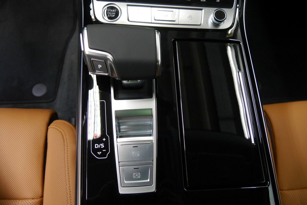 Audi A8 L 60 TFSI quattro - Samsaru's Car Outlet