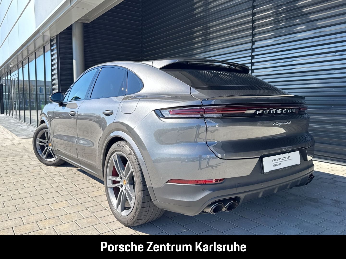 Porsche Cayenne S E-Hybrid Coupe InnoDrive LED-Matrix