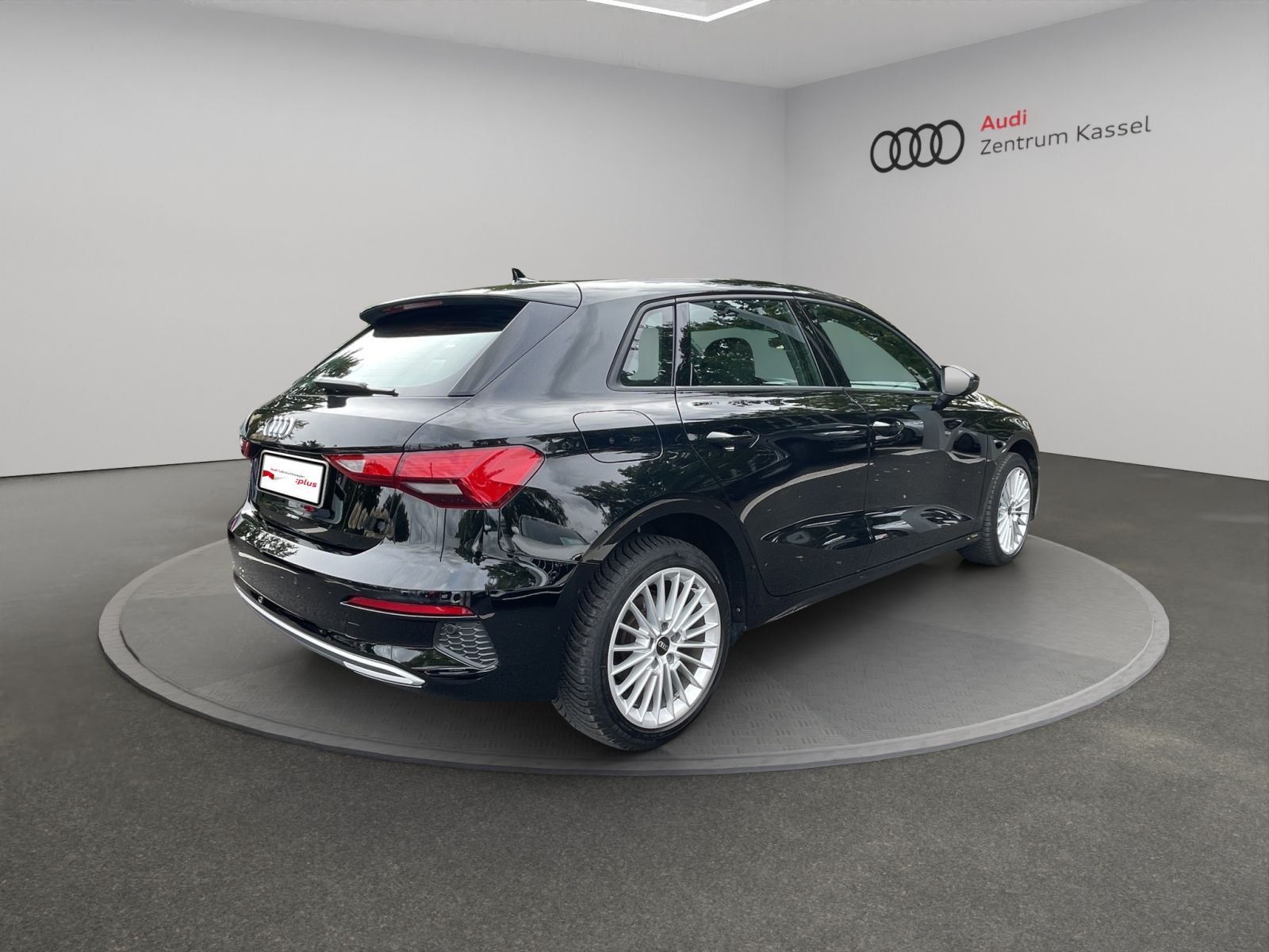 Audi A3 Sportback 40 TFSI e LED Navi PDC AHK