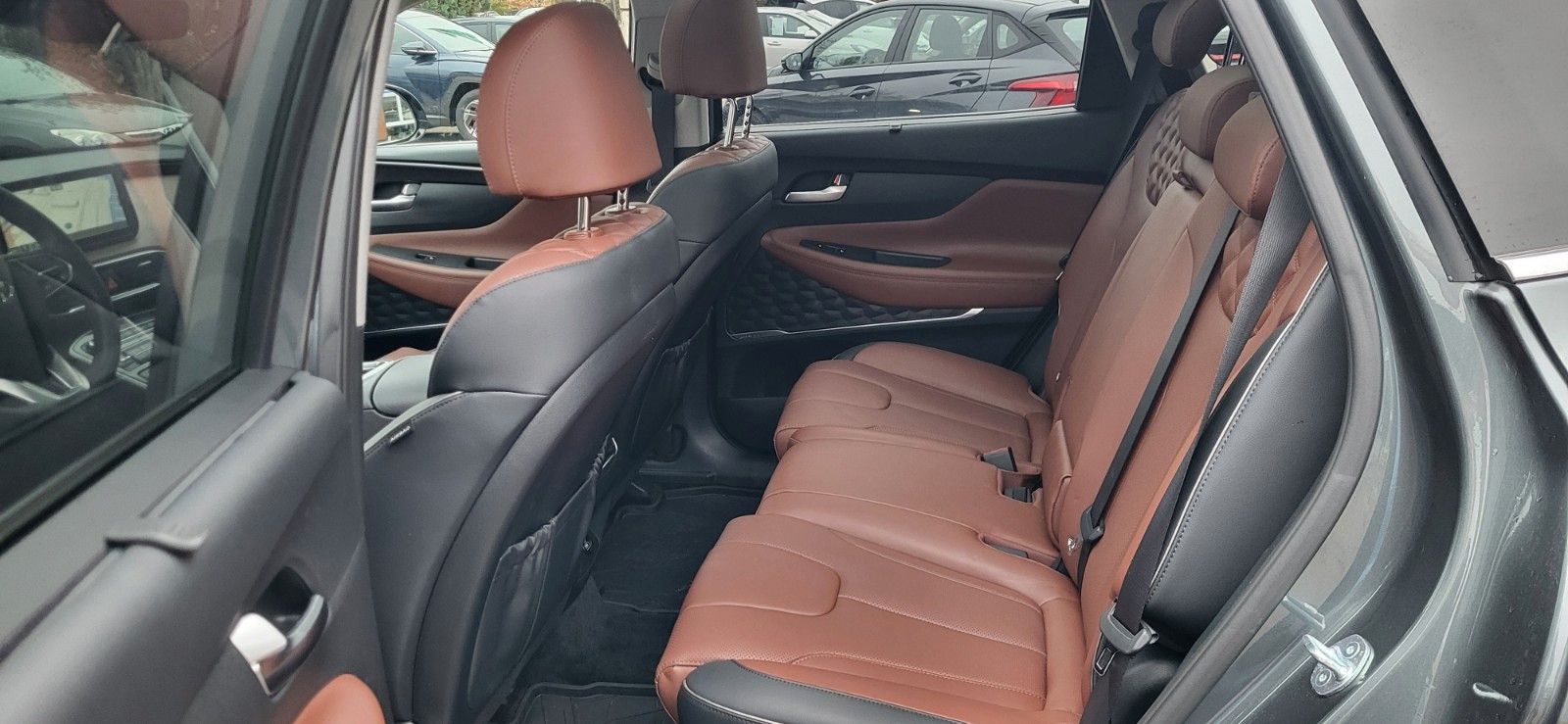 Hyundai Santa Fe 2.2 CRDi Signature 4WD - Samsaru's Car Outlet