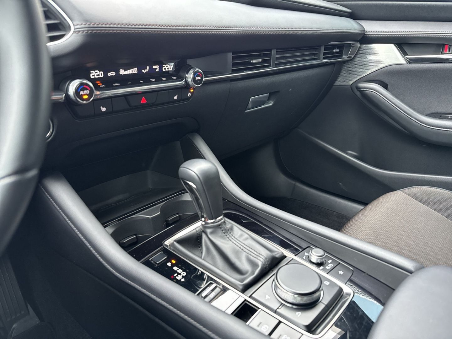 Mazda 3 SKY.-X 186 Exclusive-Line HUD Navi LED ACC App