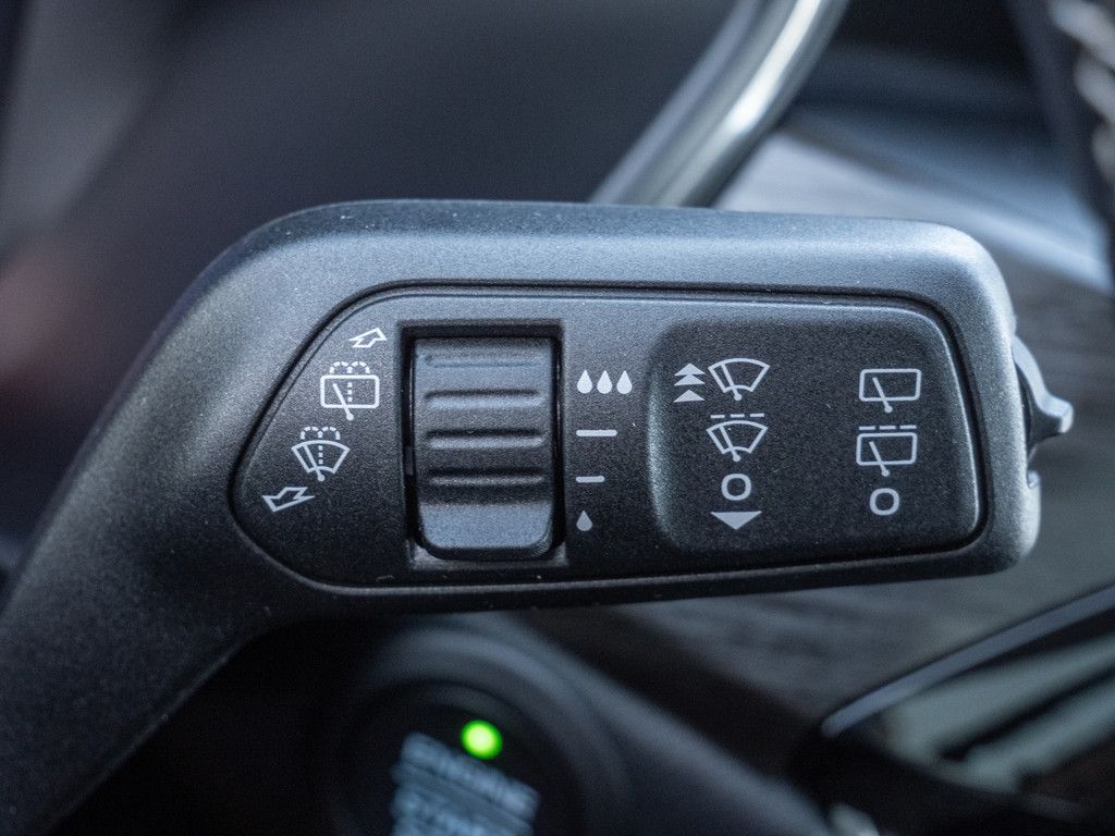 Ford KUGA VIGNALE - Samsaru's Car Outlet