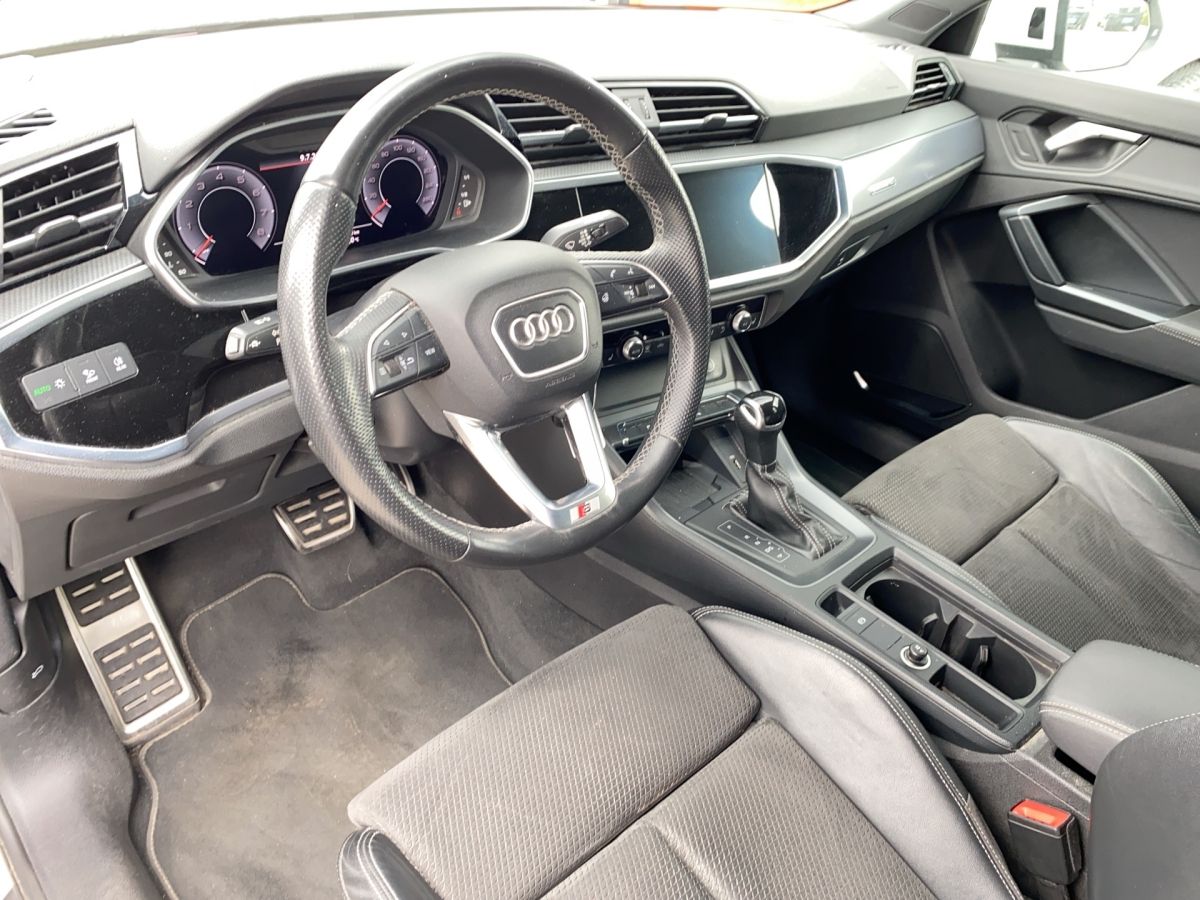 Audi Q3 S-line 45 TFSi qu. - Samsaru's Car Outlet