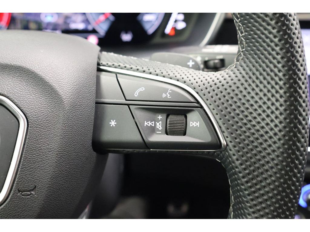 Audi Q3 40 TDI quattro S line S tronic - Samsaru's Car Outlet