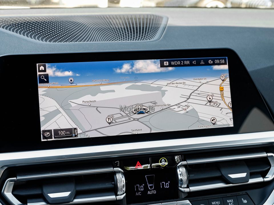 BMW 320e Sport Line Automatik - Samsaru's Car Outlet