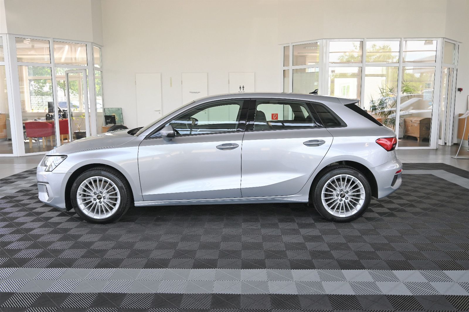 Audi A3 SB 40 TDI qu advanced - Samsaru's Car Outlet