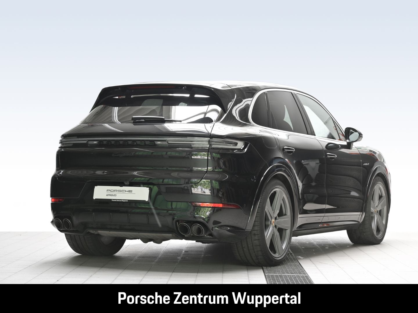 Porsche Cayenne E-Hybrid BOSE Panoramadach LED-Matrix