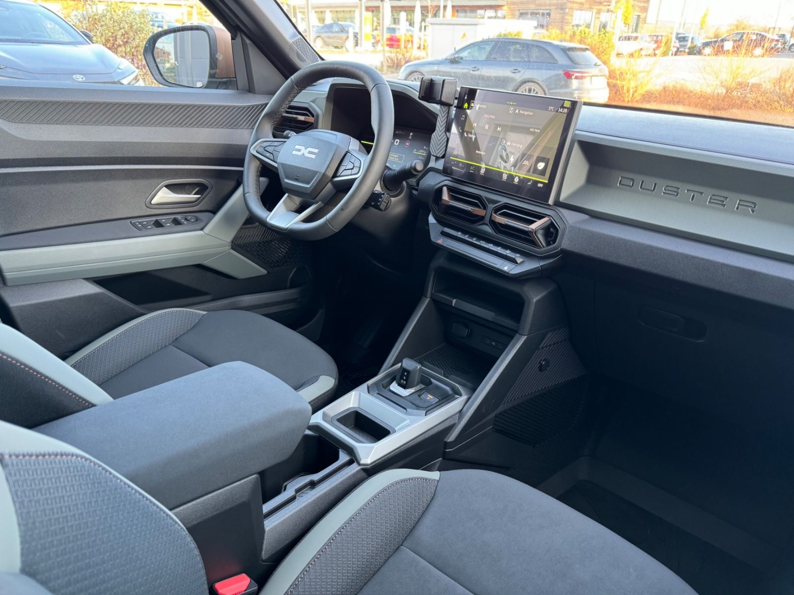 Dacia Duster III Hybrid 140 Extreme - Samsaru's Car Outlet