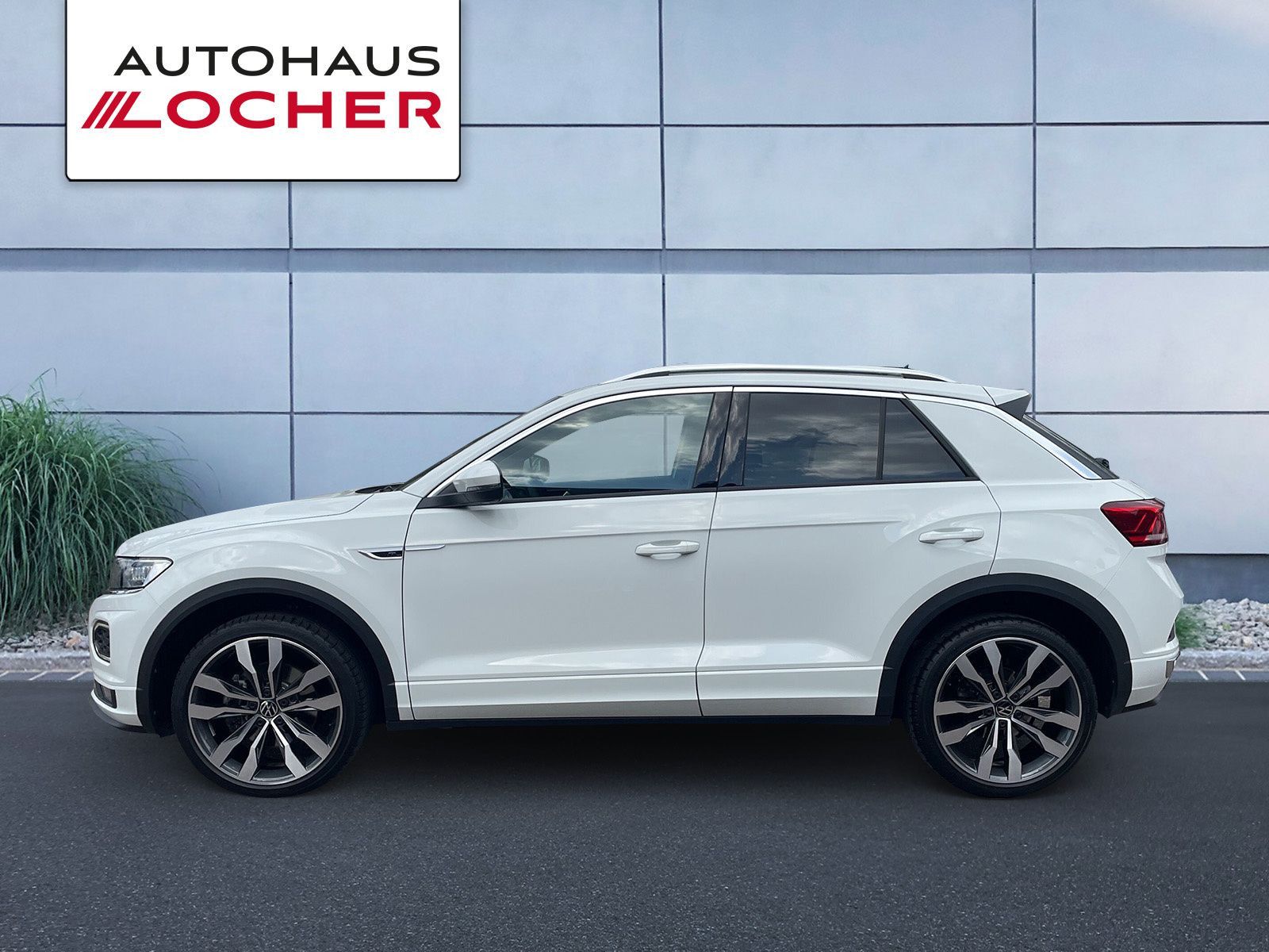 Volkswagen T-ROC R-Line 2.0 TSI 4Motion - Samsaru's Car Outlet