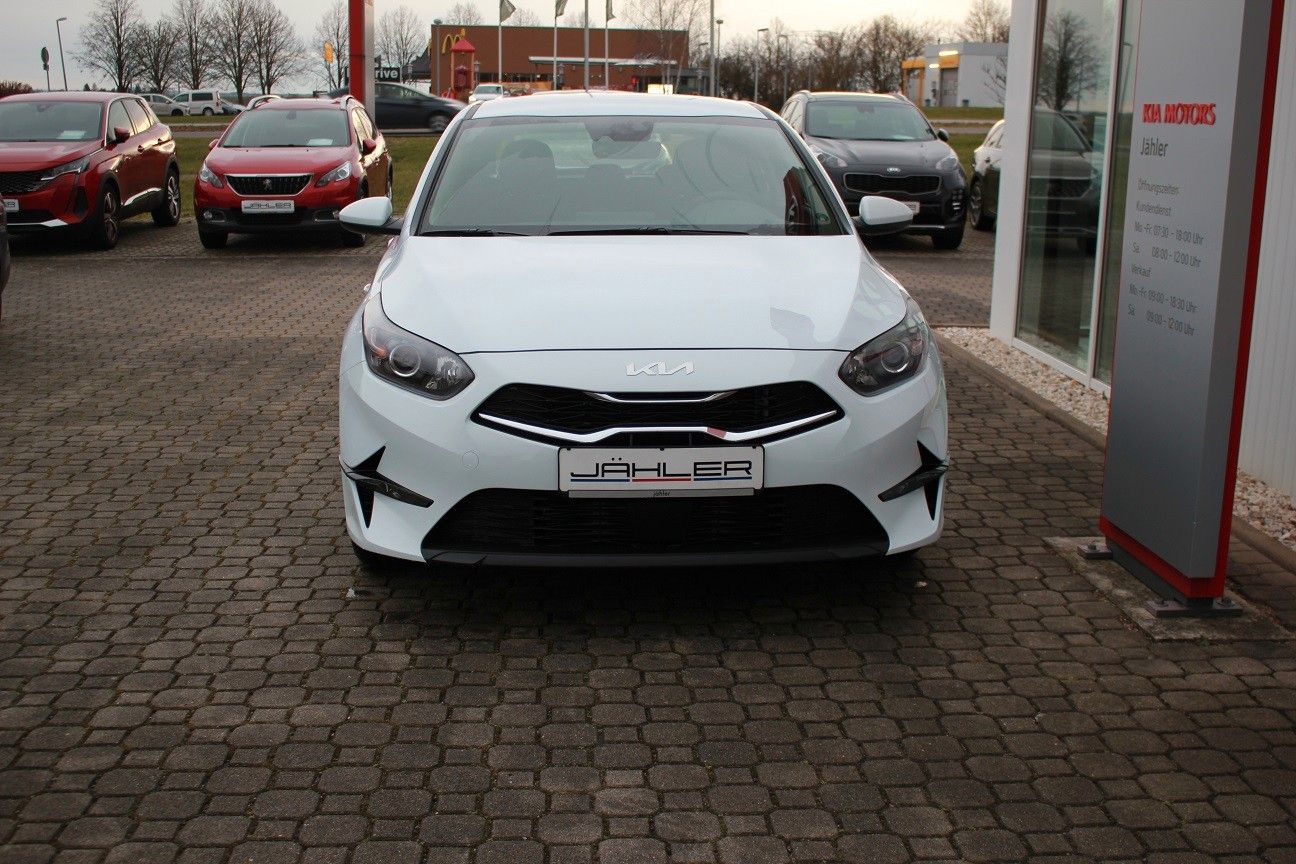 Kia CEED 1.5 T-GDI VISION KOMFORT PLUS - Samsaru's Car Outlet