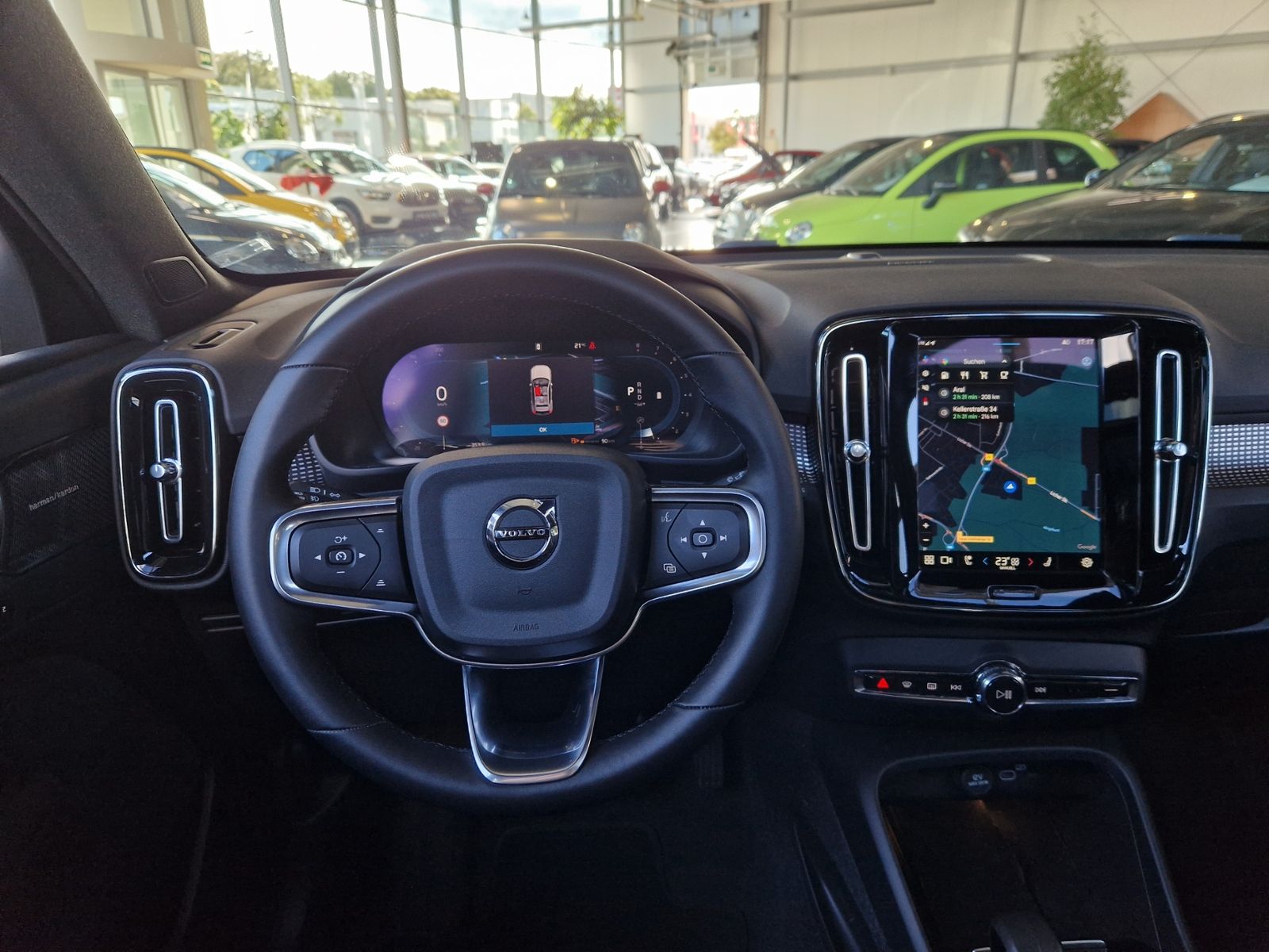 Volvo XC40 Ultra Dark PANO KLIMA ALU AHK NAVI