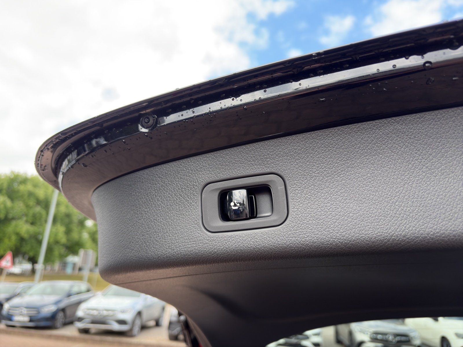 Mercedes-Benz GLC 220 d 4M AMG-Line Pano AHK Burm Distr 360°