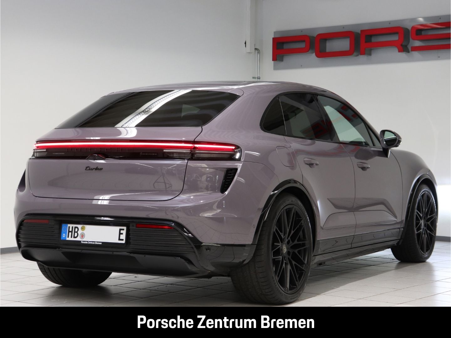 Porsche Macan Turbo - Samsaru's Car Outlet